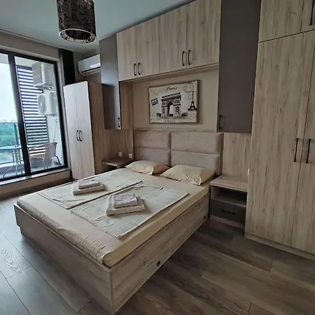 Apartment Riverview - Free Private Parking Plovdiv