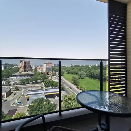 Riverview - Free Private Parking *