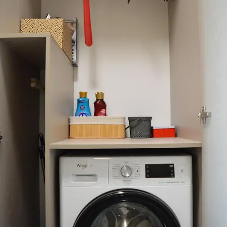 Riverview - Free Private Parking *